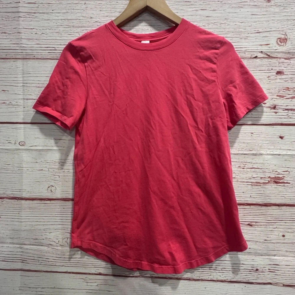 Lululemon Love Crew Short Sleeve T-Shirt in Love Red Sz 2